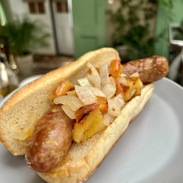 https://static.emerils.com/styles/wmax-600-sq/public/Bratwurst.jpg?itok=owD7kwUK