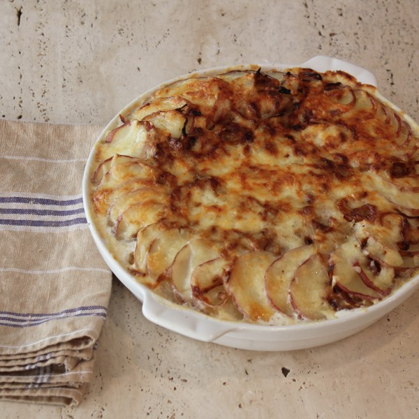 Caramelized Onions And Potatoes Au Gratin 